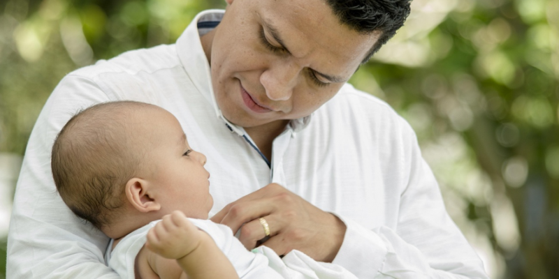 El regalo perfecto para el Día del Padre: una alarma para casa que protege a la familia